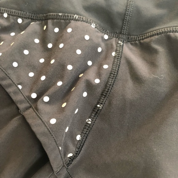 Lululemon Speed Up Reflective Dot Shorts - Picture 5 of 7